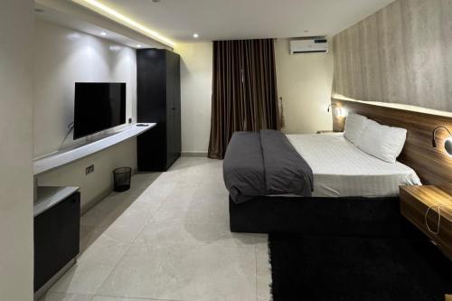 777tiffynova_hospitality_ikeja_3br_home_01