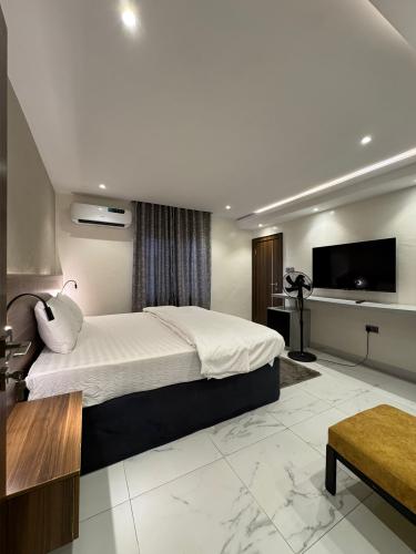 916tiffynova_second_hotel_16