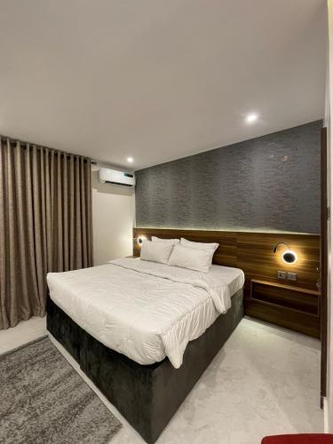 genesis_apartment_by_tiffynova_21