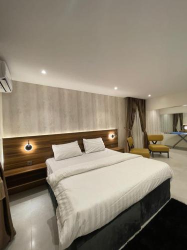 the_next_apartment_14