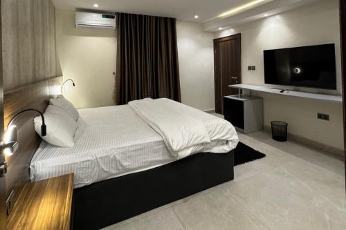 tiffynova_hospitality_ikeja_3br_14